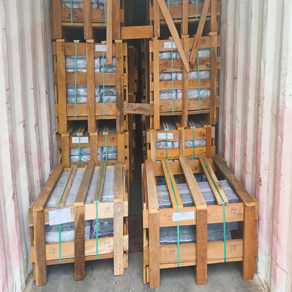 headstones wood packing